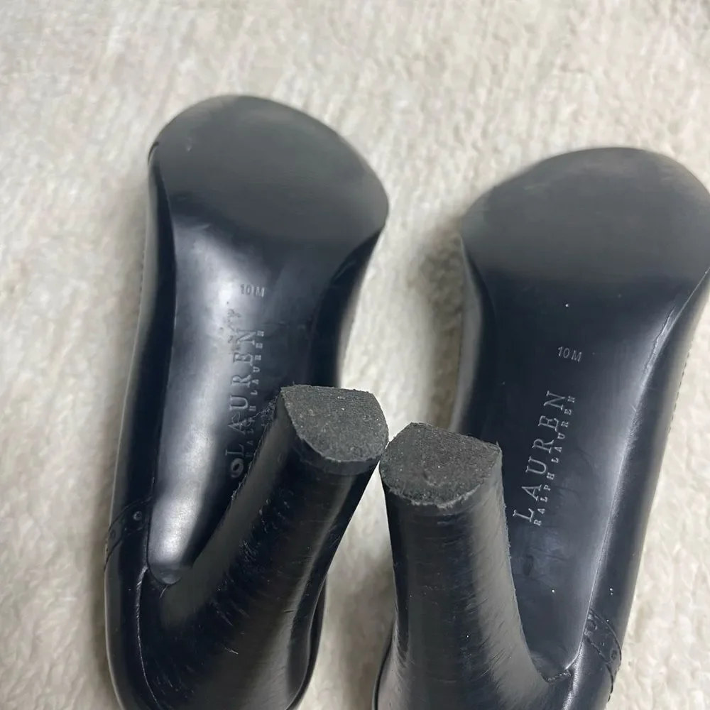 Lauren Ralph Lauren Classic Leather Black Heels gold tone logo accent SZ10M
